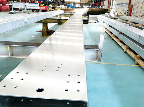 塔筒過(guò)渡段及框架結(jié)構(gòu)